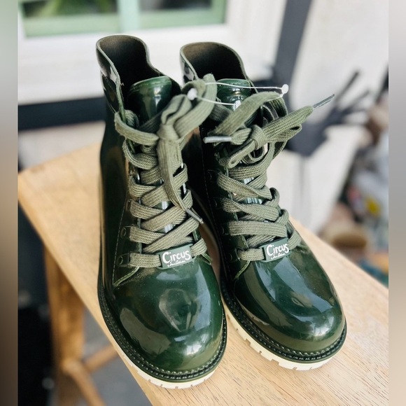 Circus by Sam Edelman Women's Kascade Rain Boot Hunter Green Shiny size 7 - Picture 13 of 13